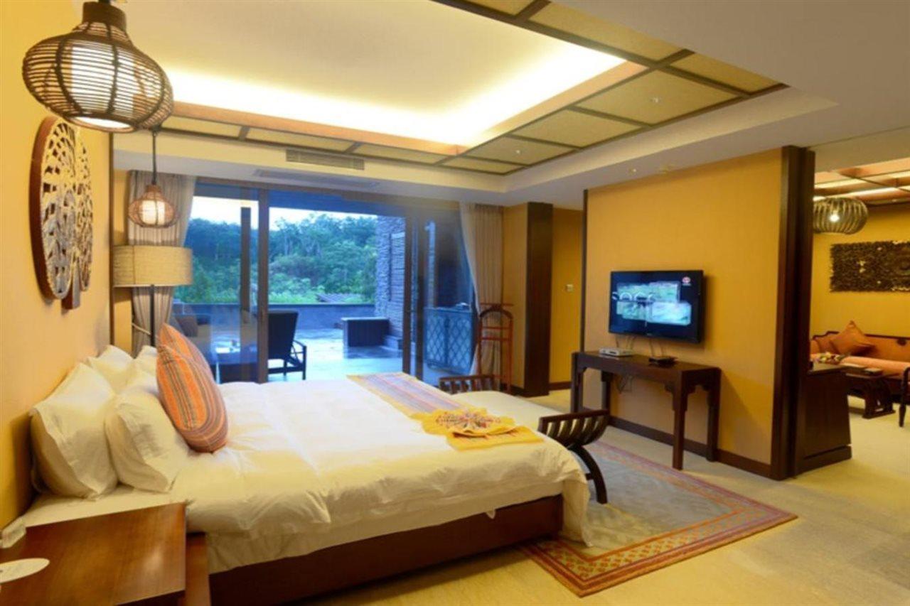 The Tang Hotel Hainan Mount Qixian Baoting Bagian luar foto
