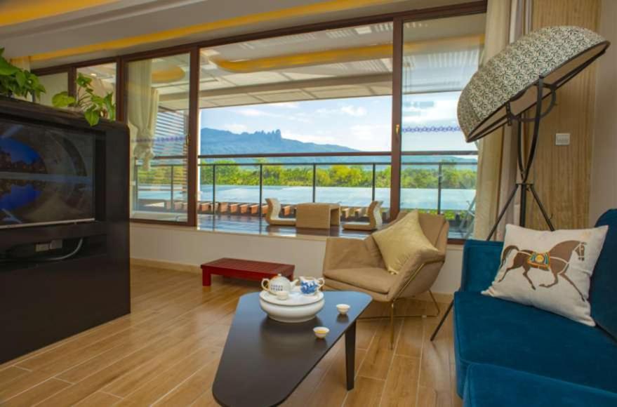 The Tang Hotel Hainan Mount Qixian Baoting Bagian luar foto